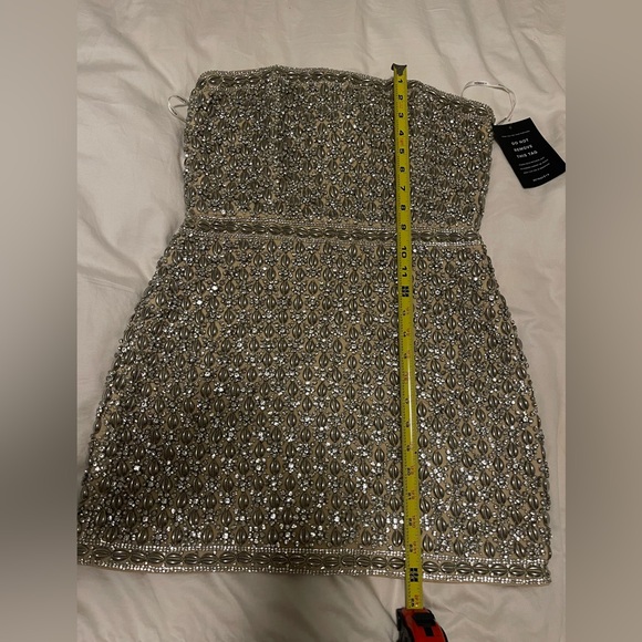 RETROFETE - Heather Dress in Champagne Mermaid Shell - size medium - Picture 14 of 17